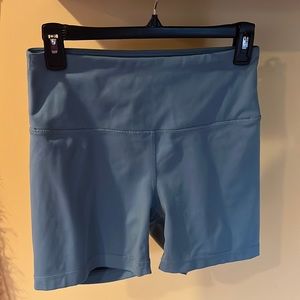 Yogalicious Lux Biker Shorts size Medium